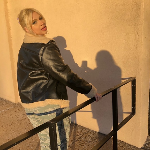 Trendy leather Pilot jacket (dark brown) - Picture 3 of 4